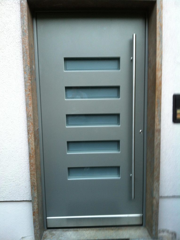 Aluminium-Haustüre-Pirnar